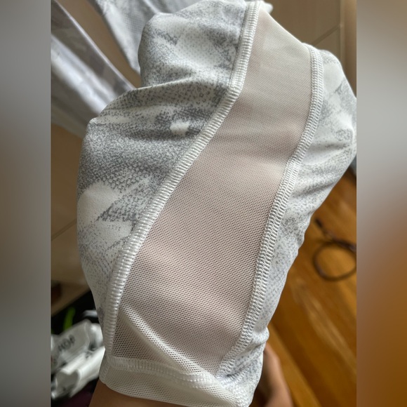 Lululemon Train Times 7/8 Pant *25” - Picture 7 of 9